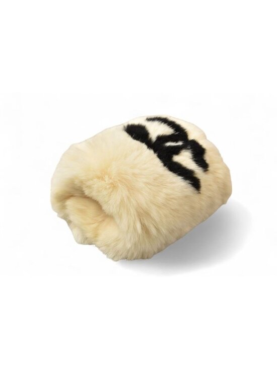 Chanel Bangle Rabbit Rabbit Fur Coco Mark Cufflinks Bracelet Wristband - Picture 4 of 10